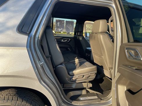 Used 2021 Chevrolet Tahoe Z71 w/ Z71 Signature Package image 61