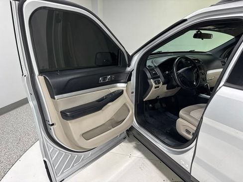 Used 2018 Ford Explorer 4WD image 9