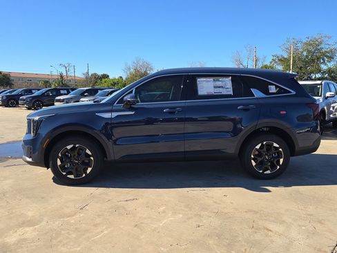 New 2026 Kia Sorento S AWD/4WD image 5