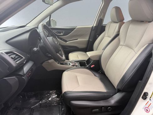 Used 2019 Subaru Forester Limited image 6