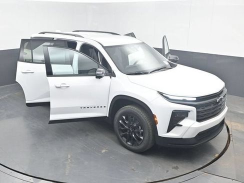 New 2026 Chevrolet Traverse LT w/ Midnight/Sport Edition FWD image 50
