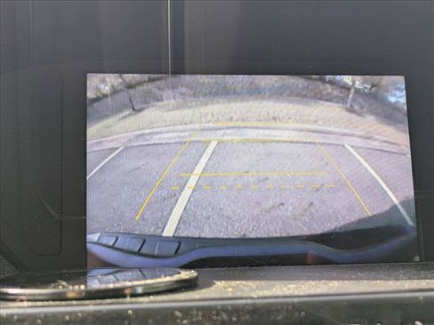 Used 2015 Honda Pilot Touring image 14
