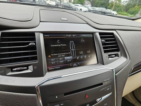 Used 2015 Lincoln MKS AWD w/ Equipment Group 101A image 21