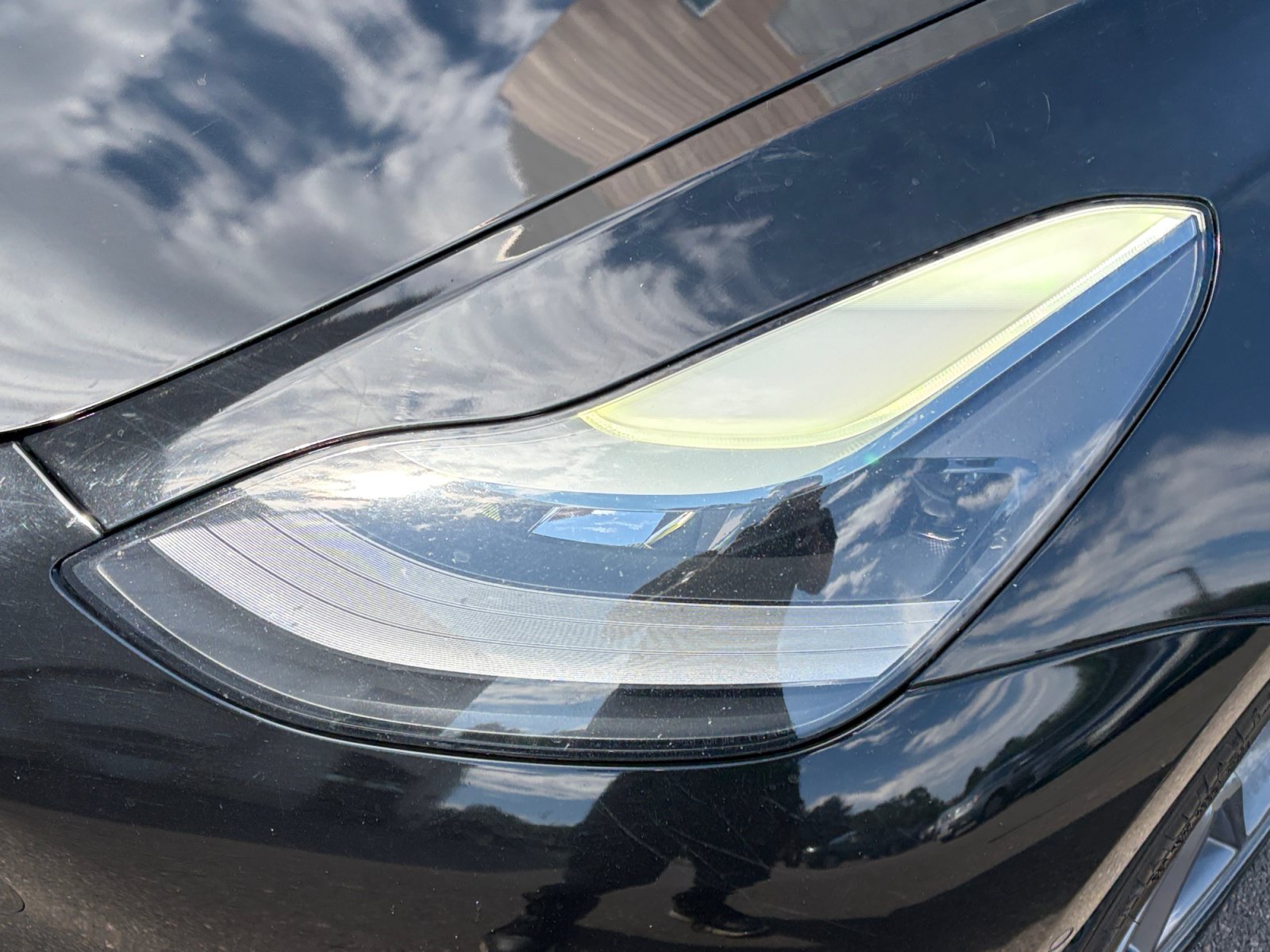 Used 2022 Tesla Model 3 Standard Range RWD image 9