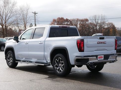 New 2026 GMC Sierra 1500 SLT w/ SLT Premium Plus Package AWD/4WD image 3