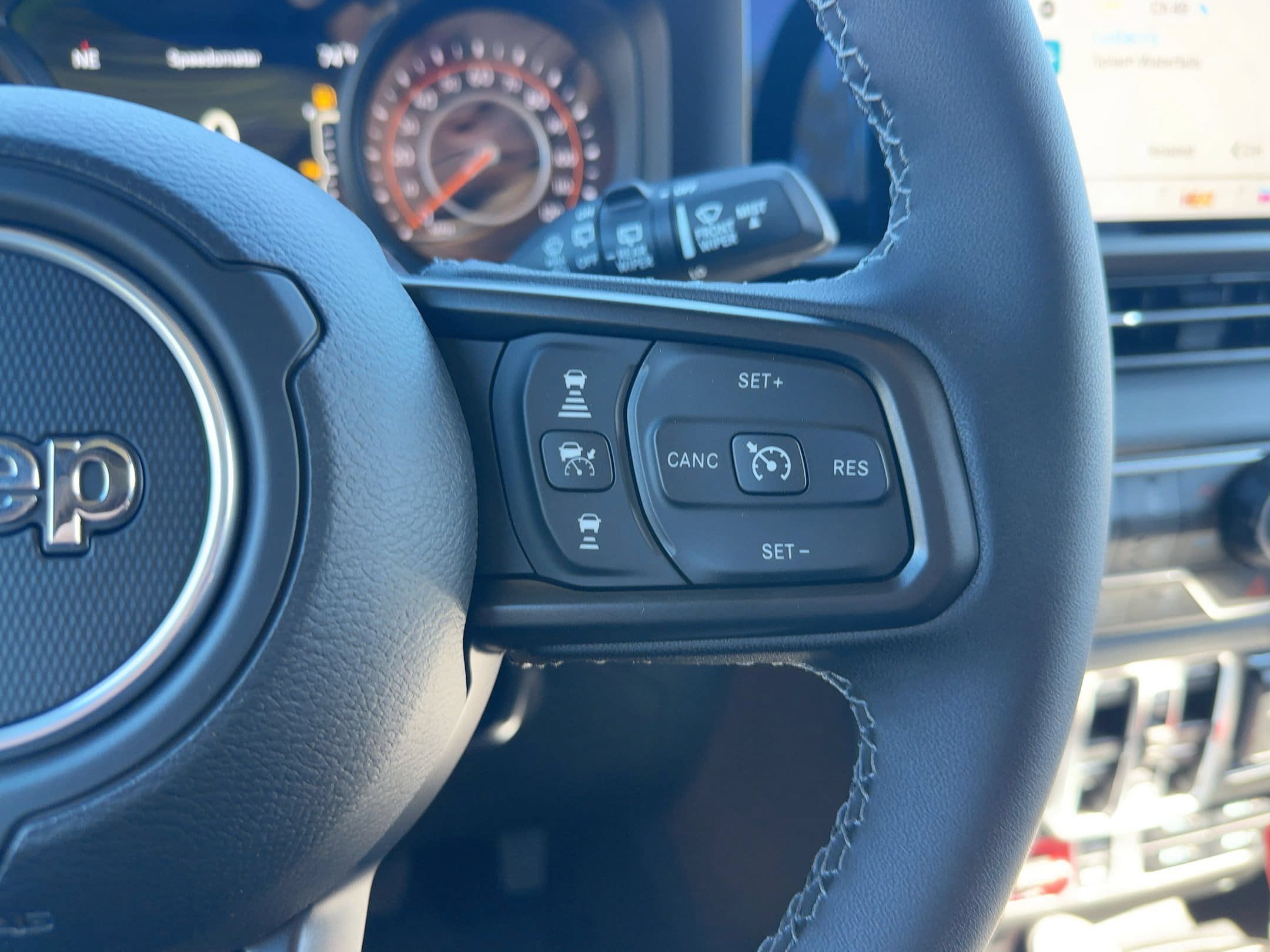 New 2025 Jeep Wrangler Unlimited Rubicon AWD/4WD image 17