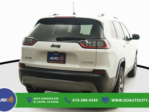Used 2019 Jeep Cherokee Limited AWD/4WD image 10