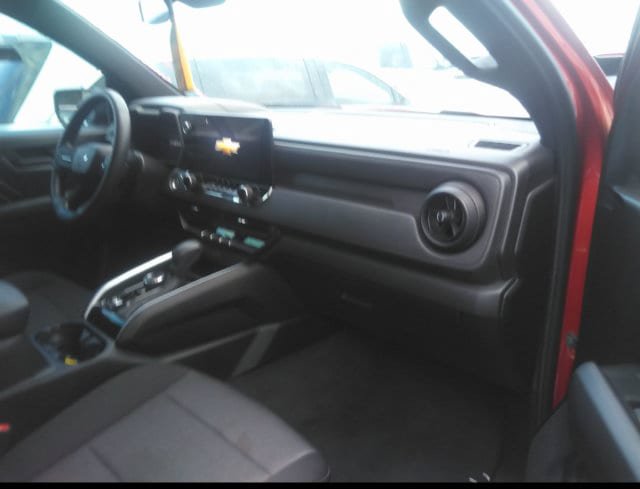 Used 2025 Chevrolet Colorado Trail Boss AWD/4WD image 8