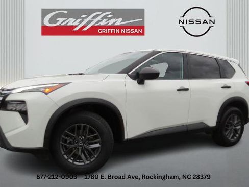Certified 2024 Nissan Rogue S FWD image 1