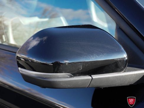 Used 2025 Ford Explorer ST image 16