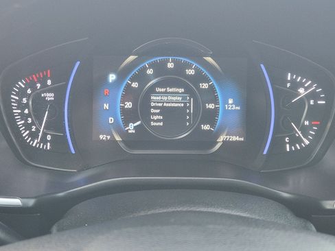 Used 2020 Hyundai Santa Fe Limited FWD image 15
