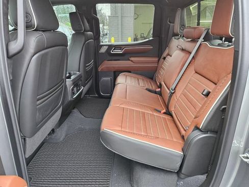 New 2026 GMC Sierra 1500 Denali Ultimate AWD/4WD image 12