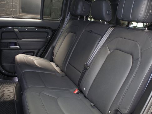 Used 2026 Land Rover Defender 110 X AWD/4WD image 44