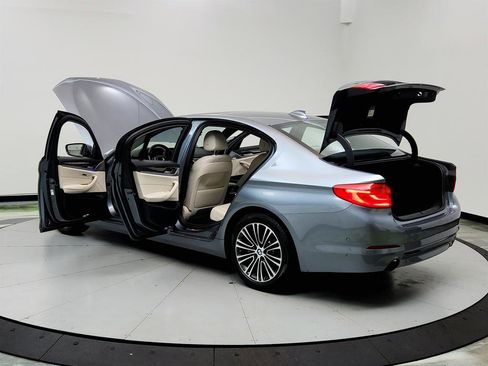 Used 2019 BMW 530i 530i w/ Convenience Package image 12