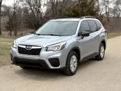 Used 2019 Subaru Forester w/ Alloy Wheel Package image 2