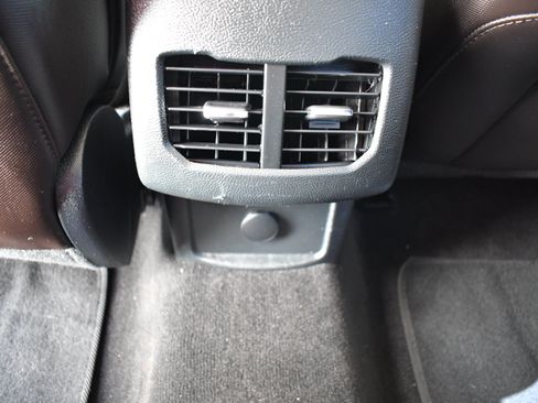 Used 2020 Ford Fusion SE w/ Equipment Group 151A FWD image 22