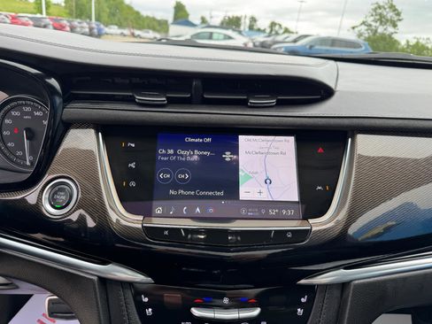 Used 2025 Cadillac XT6 Sport w/ Platinum Package image 26