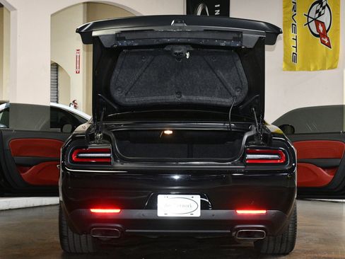 Used 2022 Dodge Challenger R/T Scat Pack RWD image 88