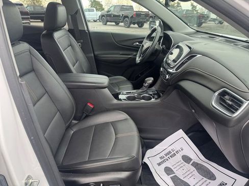 Used 2024 Chevrolet Equinox Premier AWD/4WD image 17