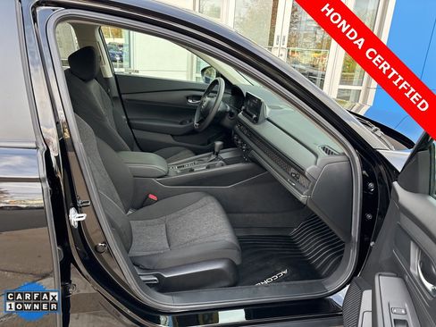 Certified 2025 Honda Accord LX image 27