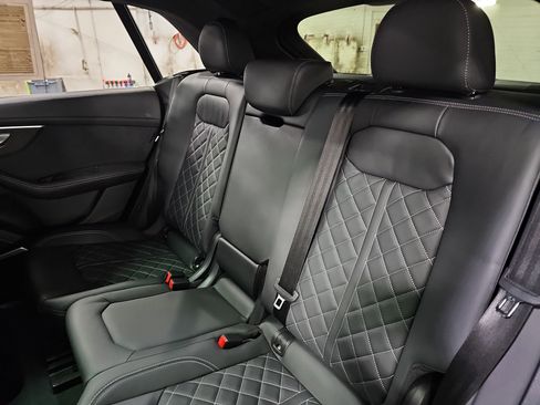 Used 2024 Audi SQ8 Prestige w/ Prestige Package image 15