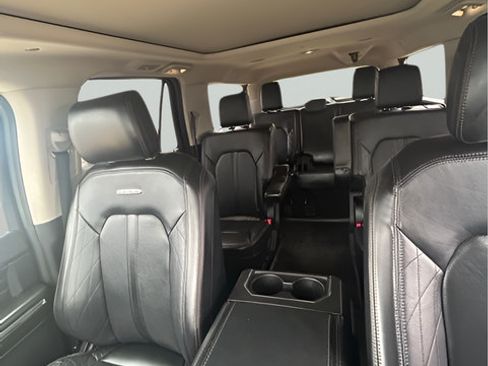 Used 2021 Ford Expedition Max Platinum AWD/4WD image 7