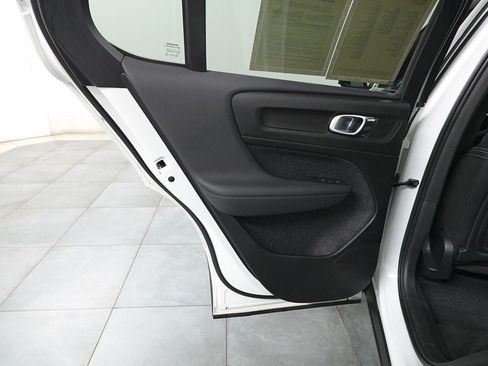 Used 2023 Volvo C40 P8 Recharge Plus AWD/4WD image 27