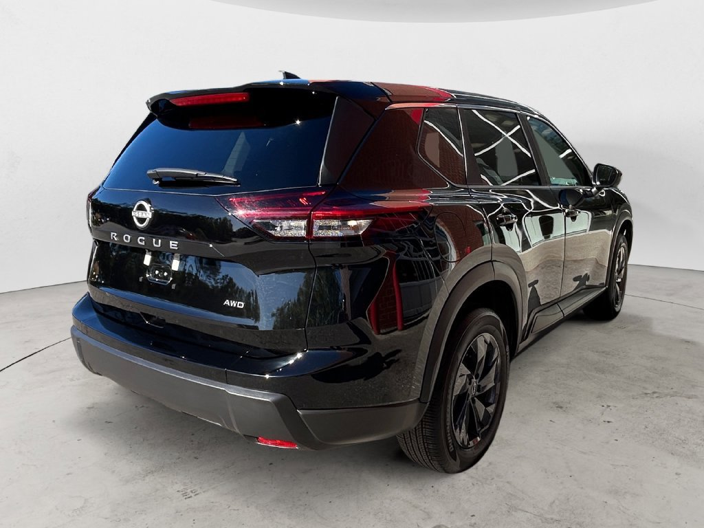 Used 2026 Nissan Rogue SV AWD/4WD image 6