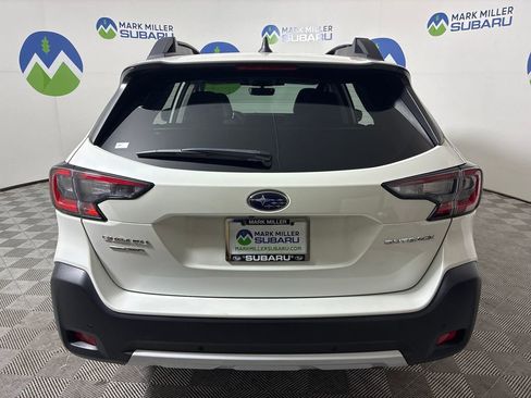 Used 2023 Subaru Outback Limited AWD/4WD image 10