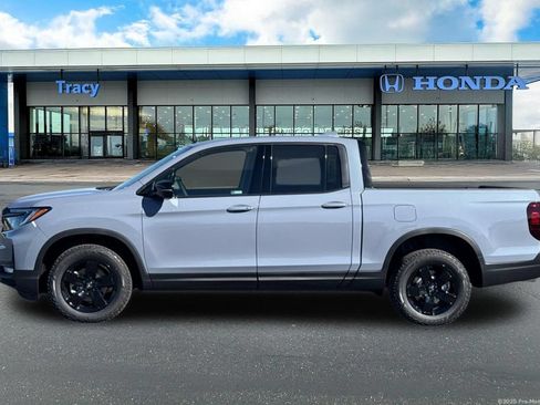 New 2026 Honda Ridgeline Black Edition image 12