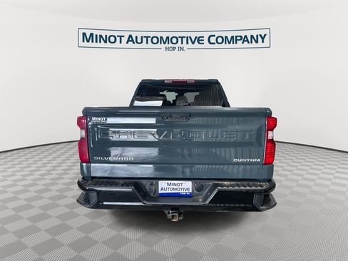 Used 2025 Chevrolet Silverado 1500 Custom Trail Boss AWD/4WD image 7