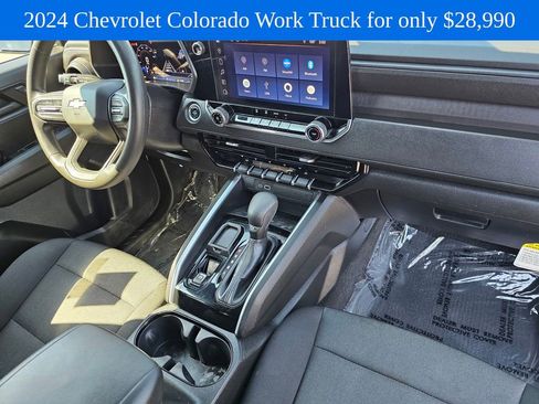 Used 2024 Chevrolet Colorado W/T RWD image 8