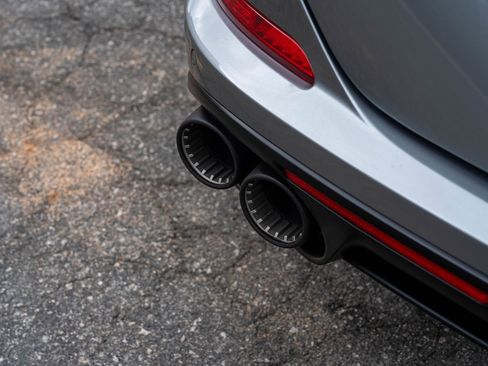 Used 2017 Ferrari California T image 19