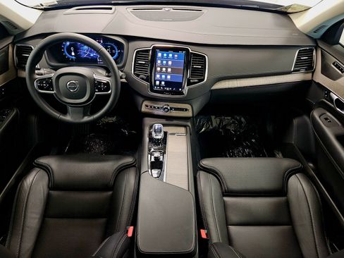 Used 2024 Volvo XC90 T8 Ultimate w/ Protection Package Premier image 13