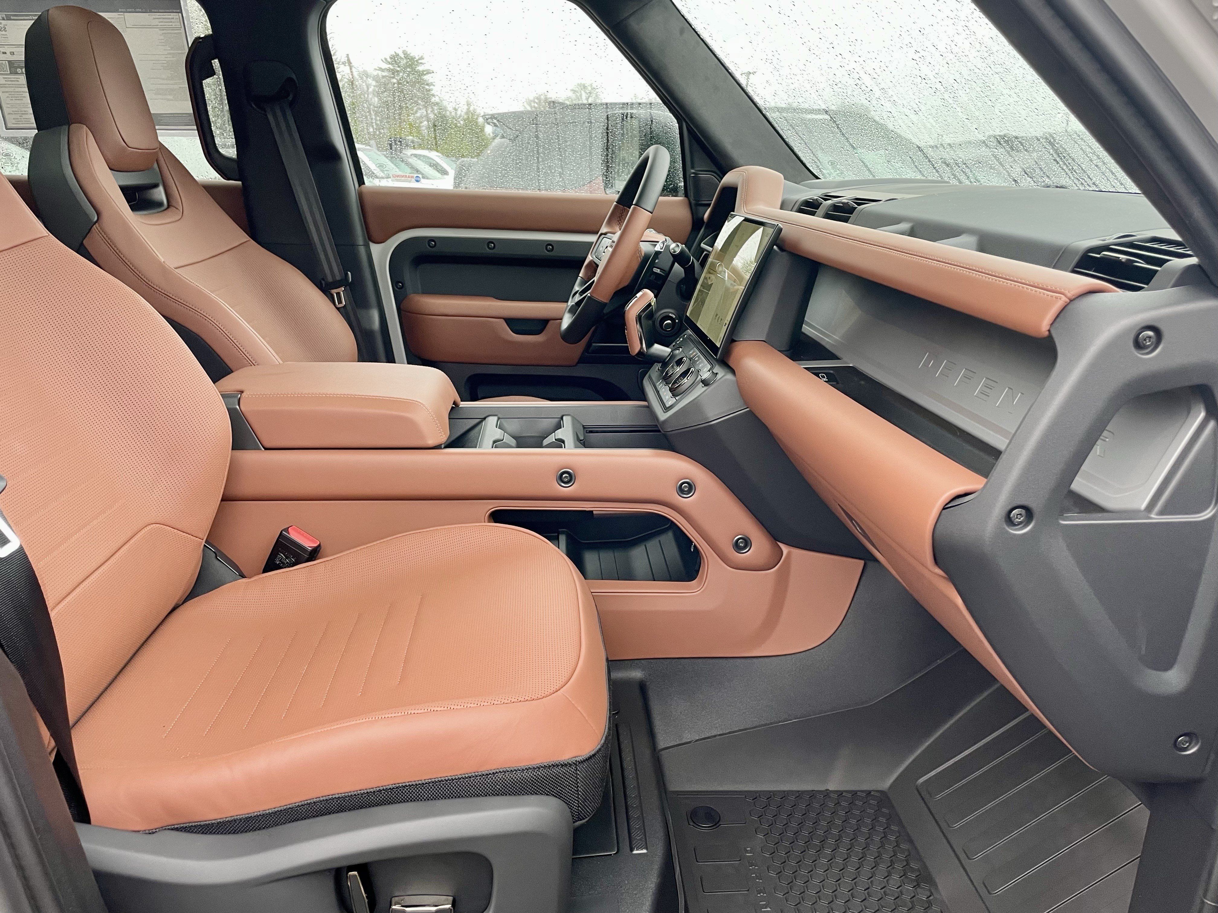 New 2026 Land Rover Defender 110 OCTA AWD/4WD image 15