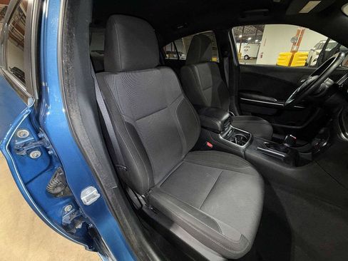 Used 2020 Dodge Charger SXT image 15