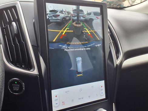 Certified 2023 Ford Edge SEL w/ Convenience Package image 8