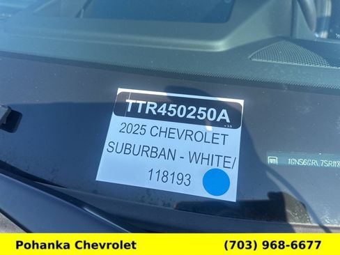 Used 2025 Chevrolet Suburban High Country AWD/4WD image 45