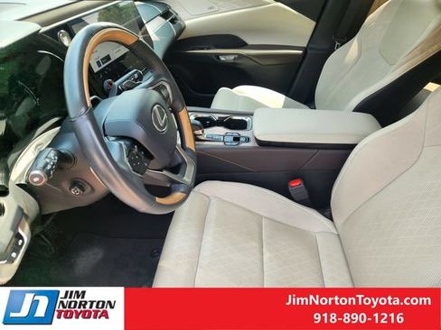 Used 2024 Lexus RX 350 AWD w/ Convenience Package image 14