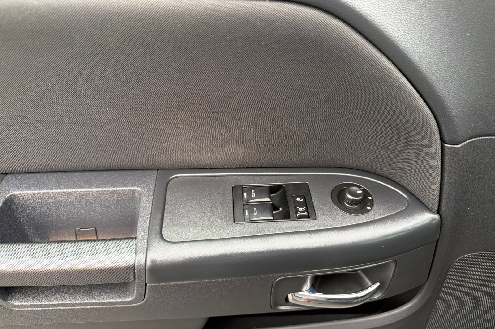 Used 2009 Dodge Challenger R/T RWD image 10