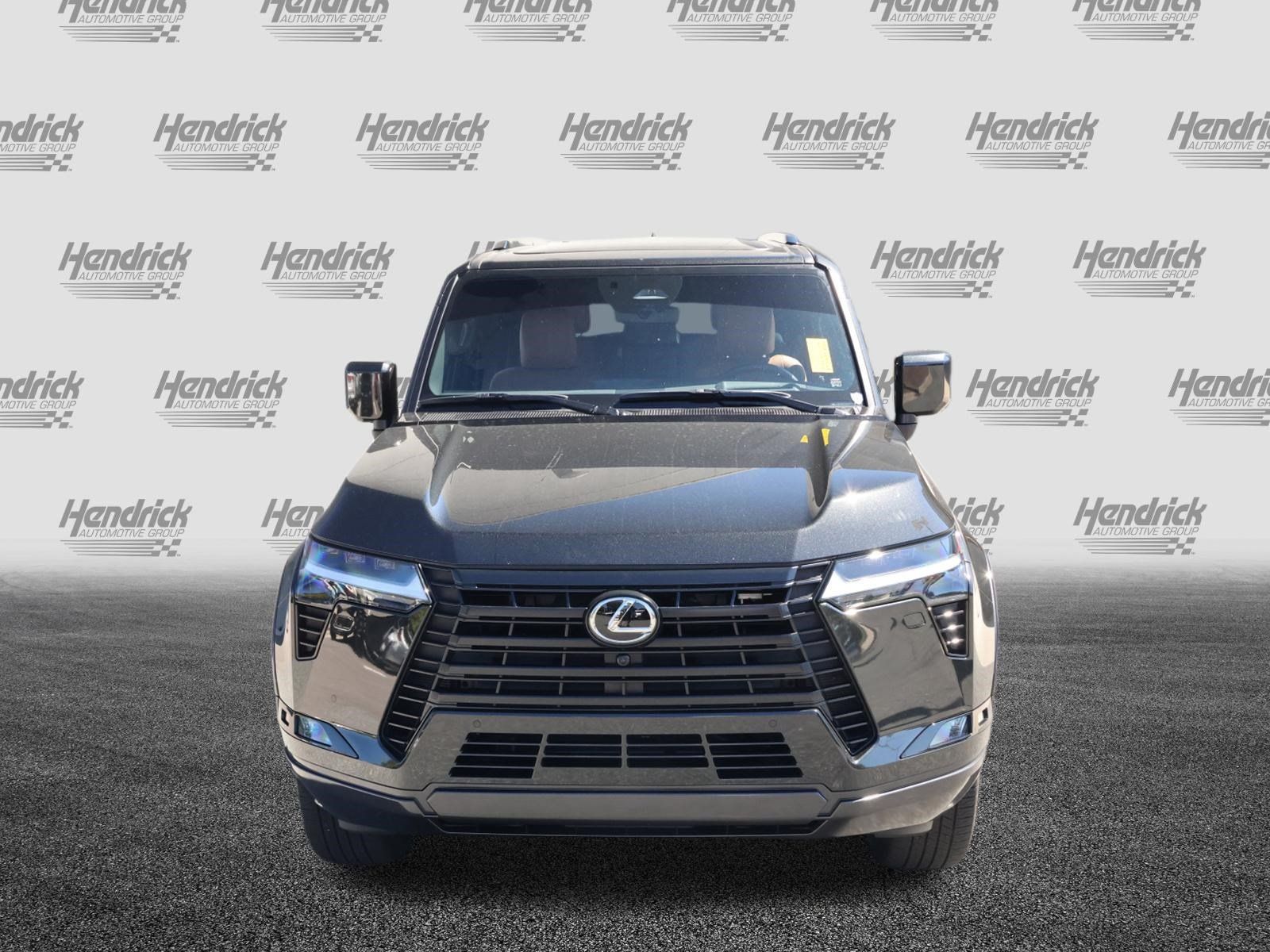 Used 2026 Lexus GX 550 w/ Accessory Package (2T) AWD/4WD image 3