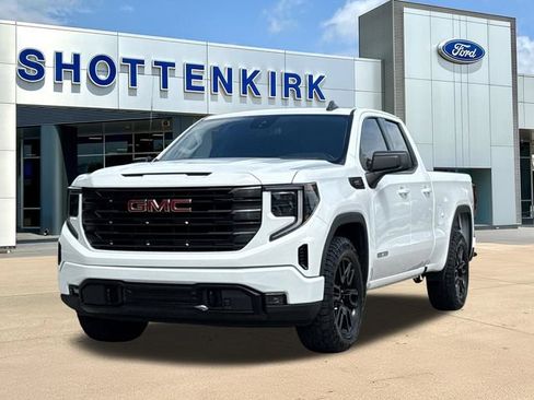 Used 2023 GMC Sierra 1500 Elevation RWD image 3
