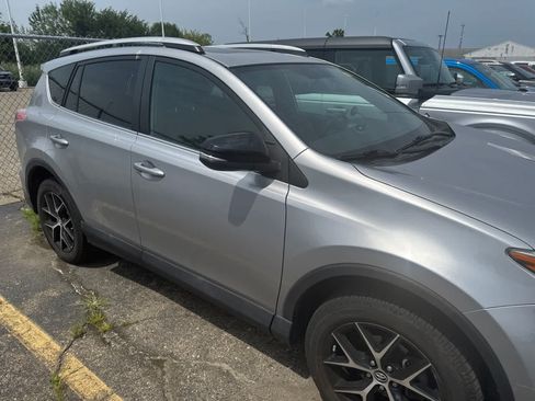 Used 2016 Toyota RAV4 SE AWD/4WD image 22
