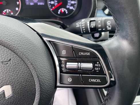 Certified 2023 Kia Seltos S image 17