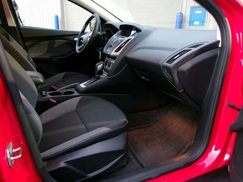 Used 2014 Ford Focus SE image 11