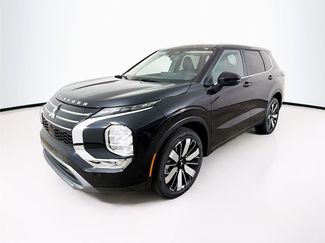 New 2026 Mitsubishi Outlander SE video 1