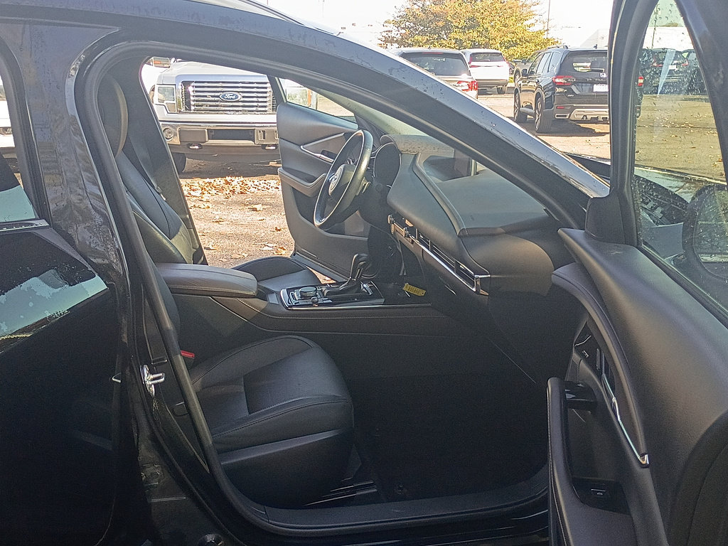 Used 2024 MAZDA CX-30 2.5 Turbo w/ Premium Plus Pkg AWD/4WD image 16