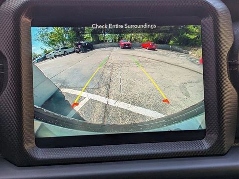Used 2021 Jeep Wrangler Unlimited Sahara AWD/4WD image 13