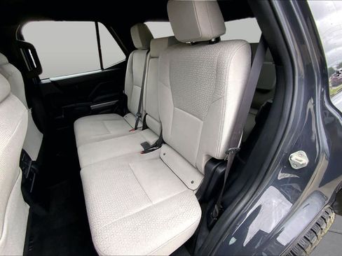 Used 2025 Toyota 4Runner SR5 RWD image 19