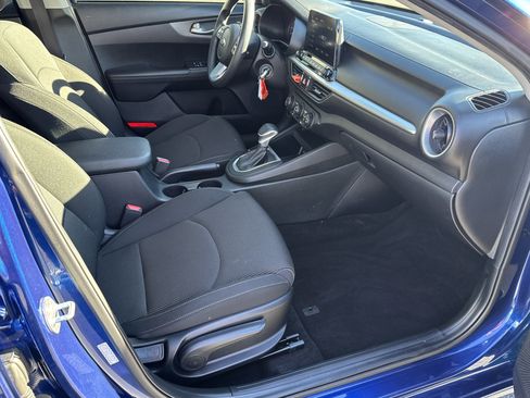 Used 2020 Kia Forte LXS image 18
